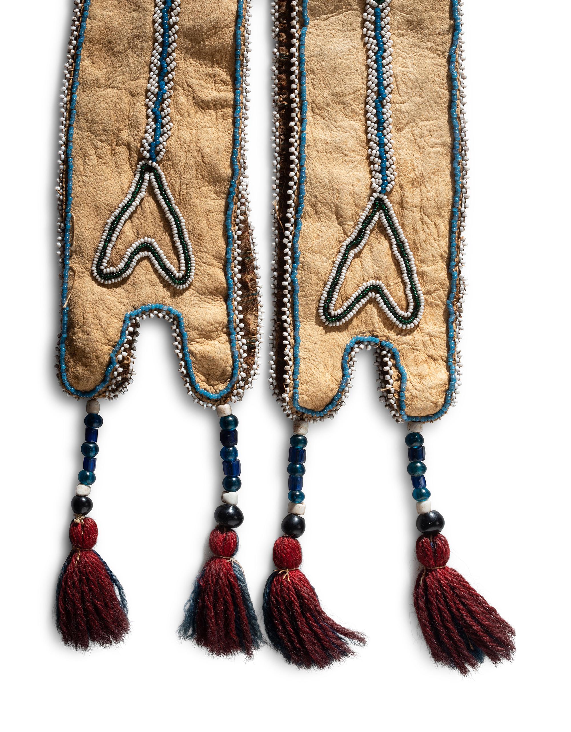 Wasco Beaded Hide Tab Octopus Bag