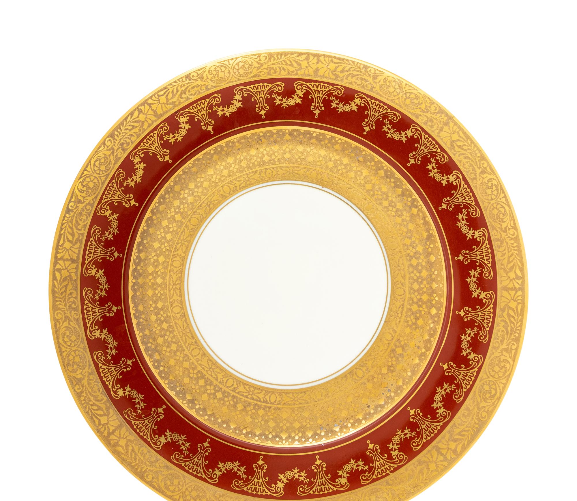 A Set of Twelve Thun Czechoslovakia Porcelain Plates