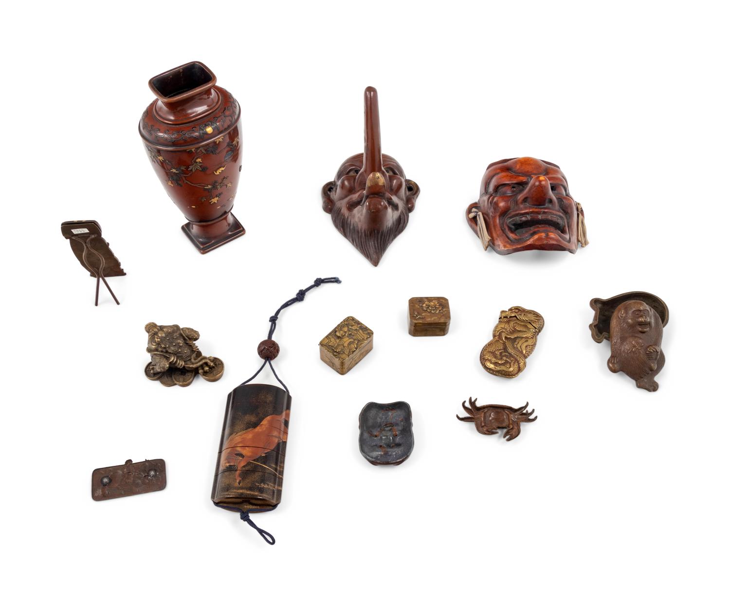 Thirteen Japanese Decorative Articles