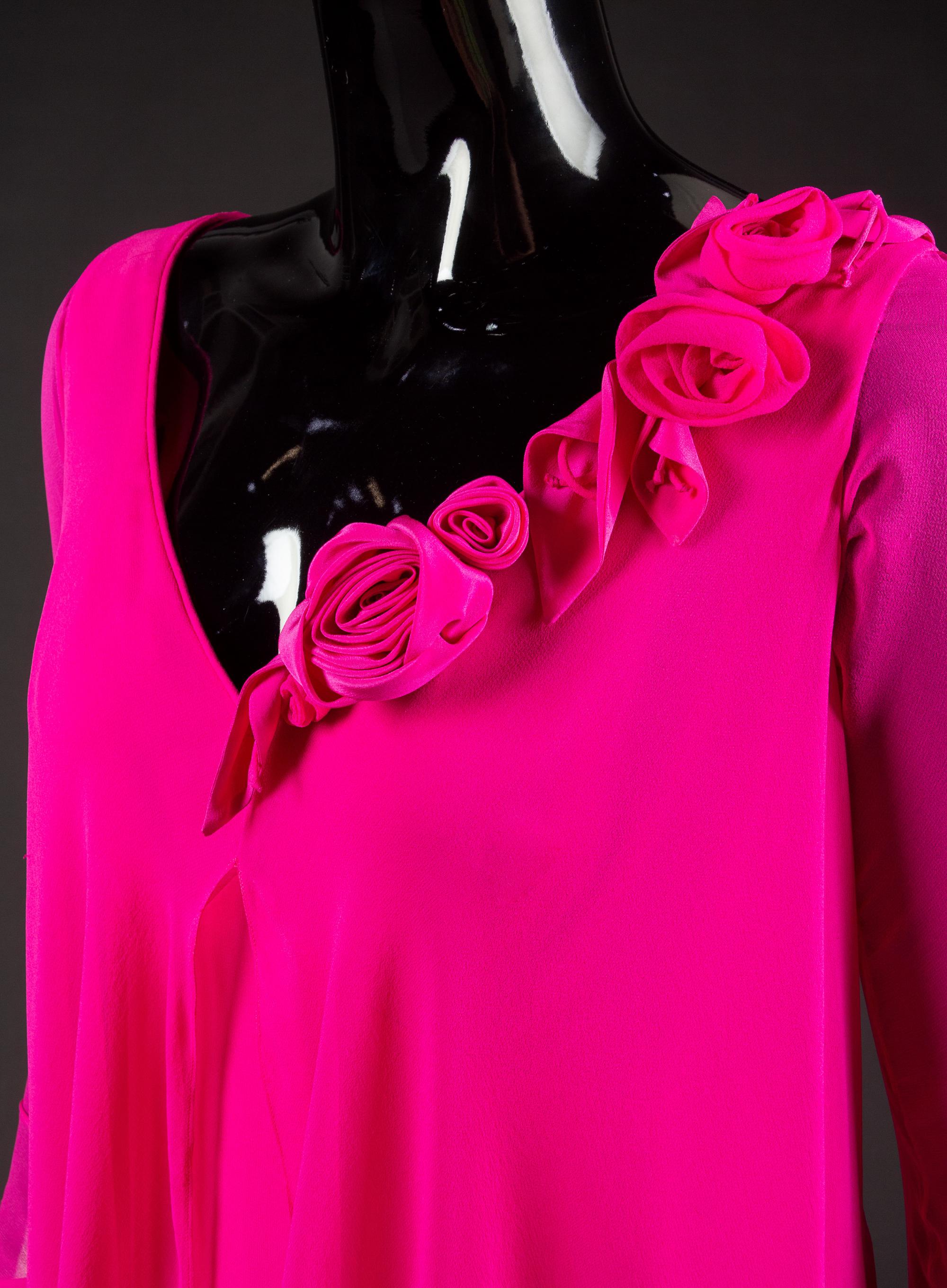 Dress, bag, necklace and earrings, 1989. Dress designed by Paul Zastupnevitch, made by Western Costume Company in Los Angeles. — Worn by Olivia de Havilland for the 15th People’s Choice Awards on March 12, 1989 to accept the People’s Choice Award for “Gone With the Wind” as the favorite film of all time.