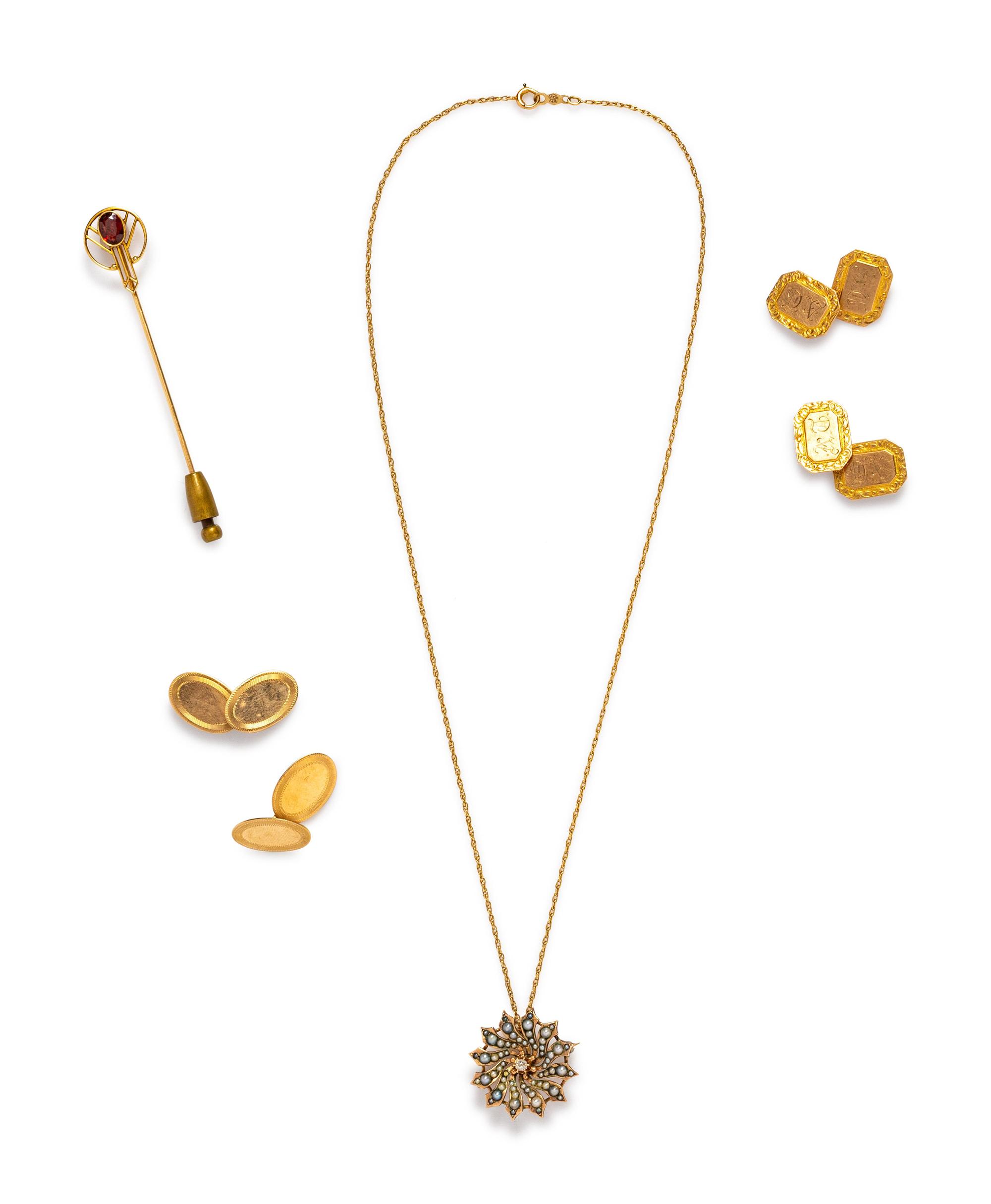 A Collection of Antique Yellow Gold Jewelry,