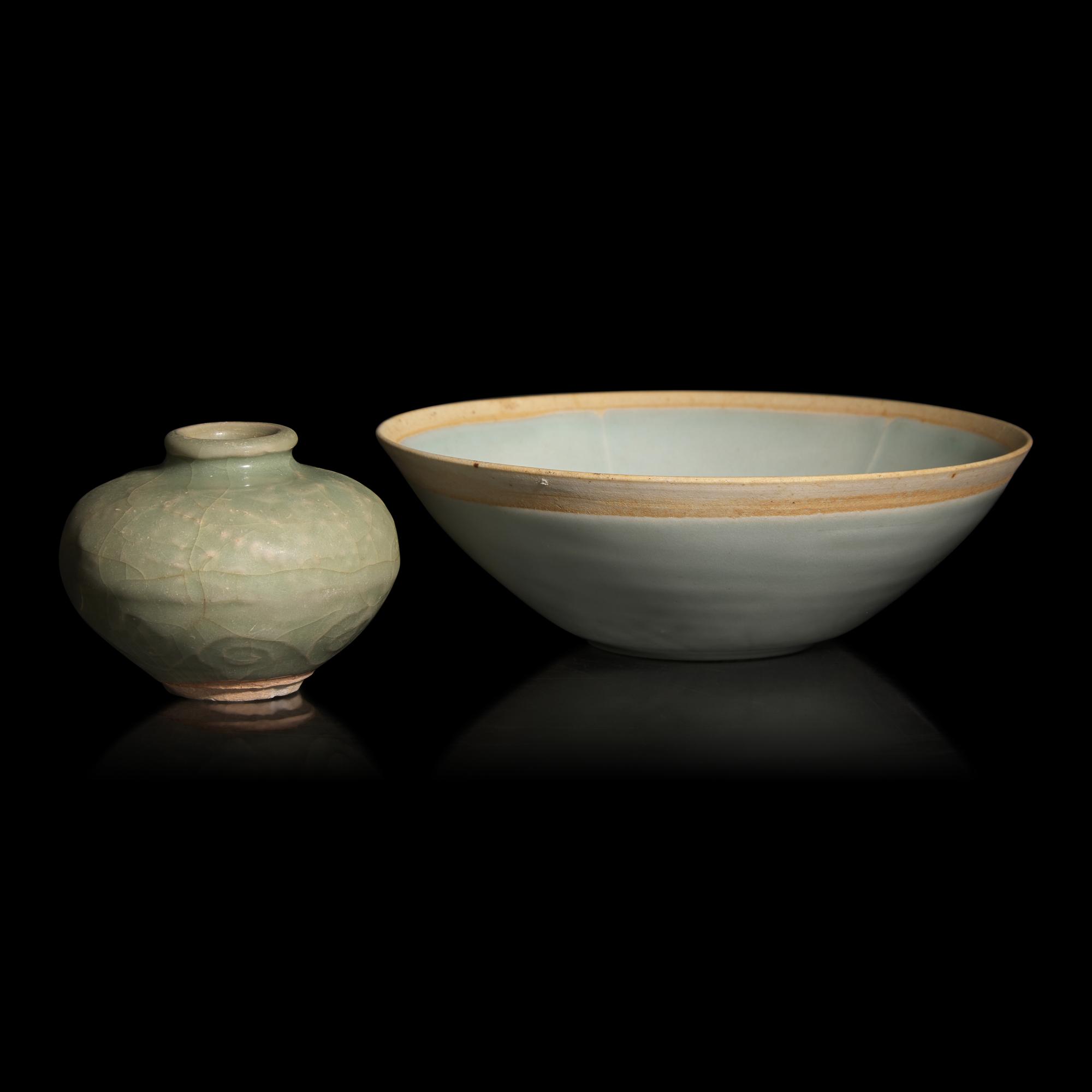 A Chinese Qingbai 'Double Fish' Lobed Bowl and A Longquan Celadon Glazed Jarlet — 青白釉雙魚紋碗及龍泉青釉小罐