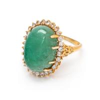 EMERALD AND DIAMOND RING