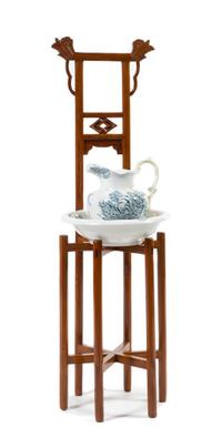A Chinese Huanghuali Basin Stand, Mianpenjia Height 52 x width 15 1/4 x depth 13 inches. — LATE QING DYNASTY