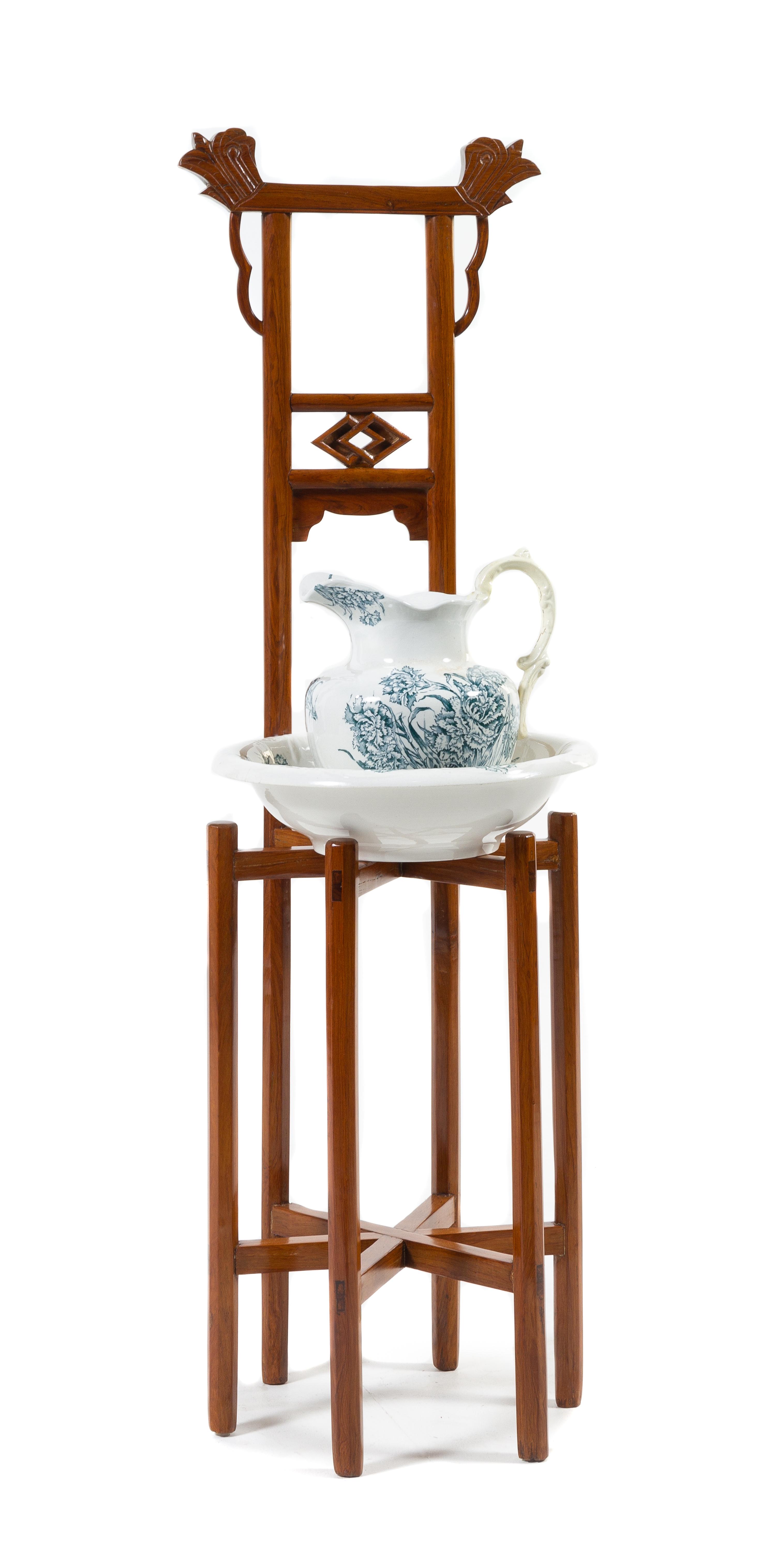 A Chinese Huanghuali Basin Stand, Mianpenjia Height 52 x width 15 1/4 x depth 13 inches. — LATE QING DYNASTY