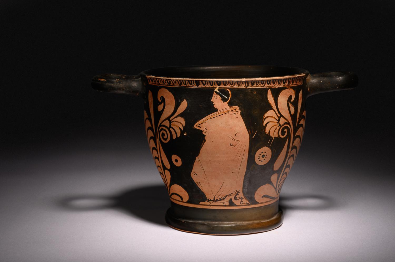 A Campanian Terracotta Skyphos