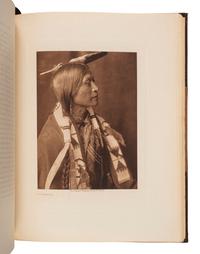CURTIS, Edward (1868-1952). The North American Indian. Being a Series of Volumes Picturing and Describing the Indians of the United States and Alaska. Cambridge, MA: University Press, 1907. Volume 1.