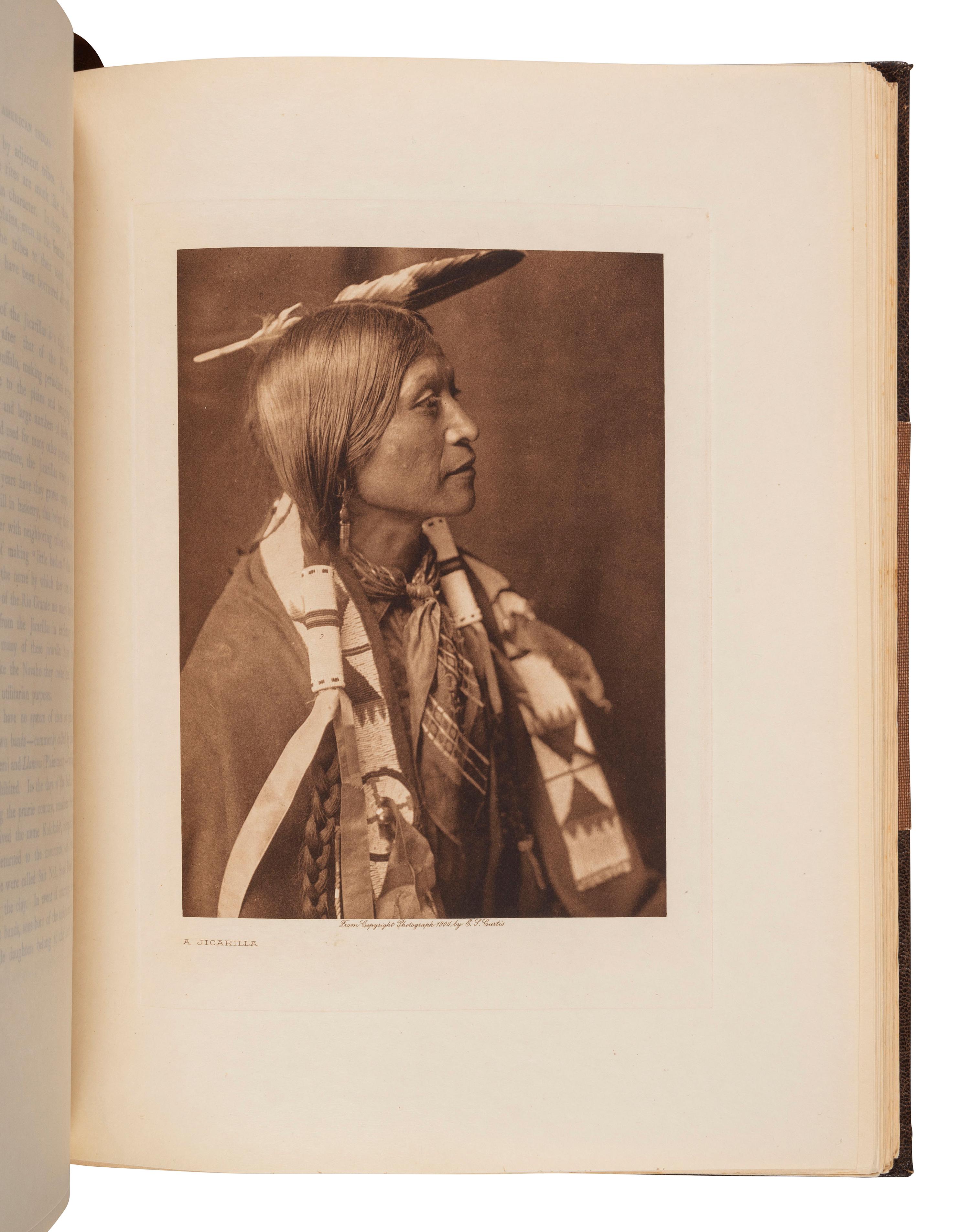 CURTIS, Edward (1868-1952). The North American Indian. Being a Series of Volumes Picturing and Describing the Indians of the United States and Alaska. Cambridge, MA: University Press, 1907. Volume 1.
