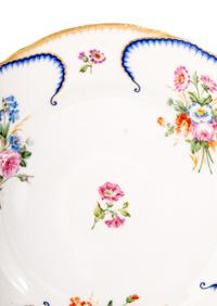 An Alexander III Imperial Porcelain Factory Dinner Plate from the Banquet Service of the Grand Peterhof Palace