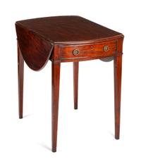 A George III Mahogany Pembroke Table Height 27 x width 28 x depth 18 inches (closed). — 18TH/19TH CENTURY