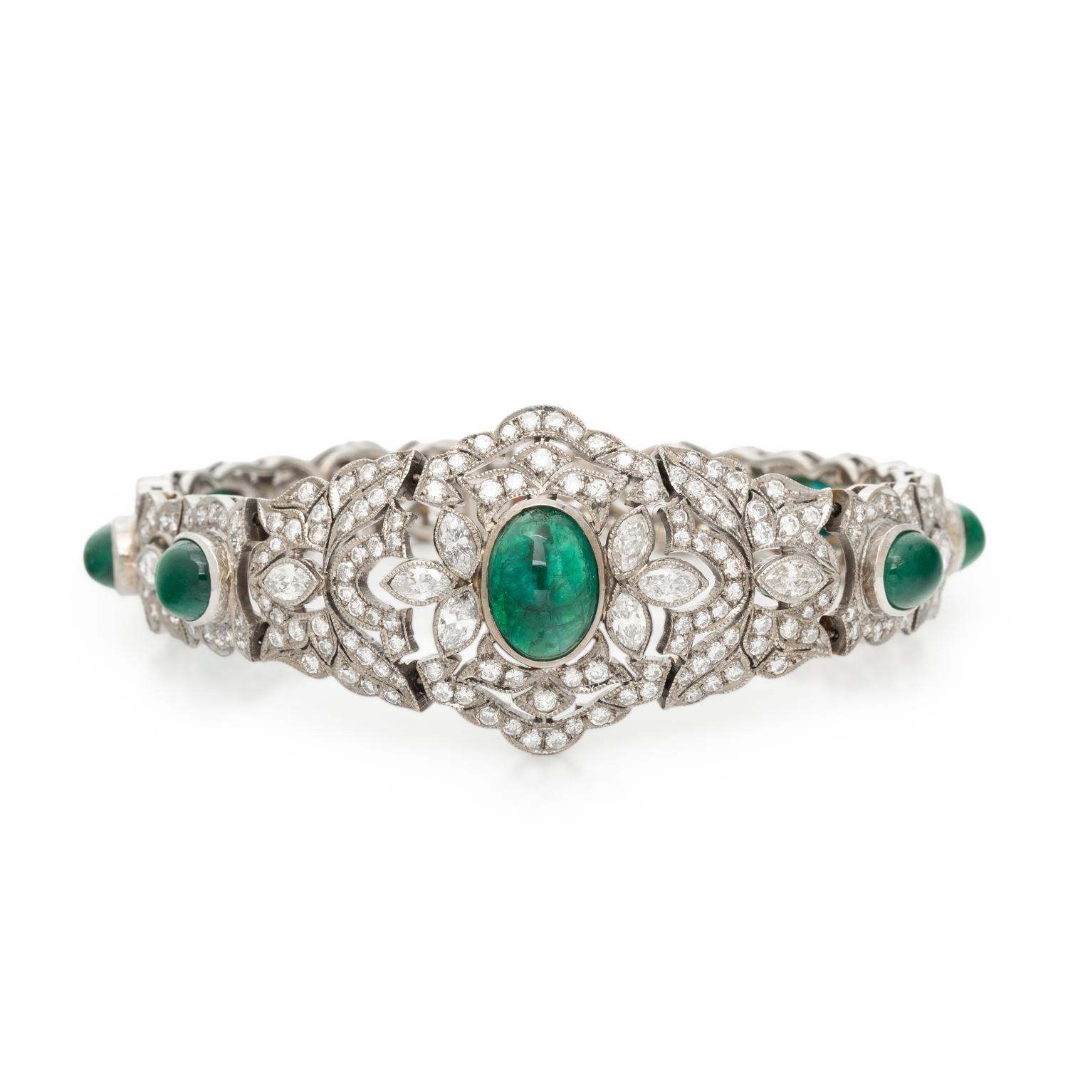 EMERALD, DIAMOND, AND WHITE GOLD BRACELET