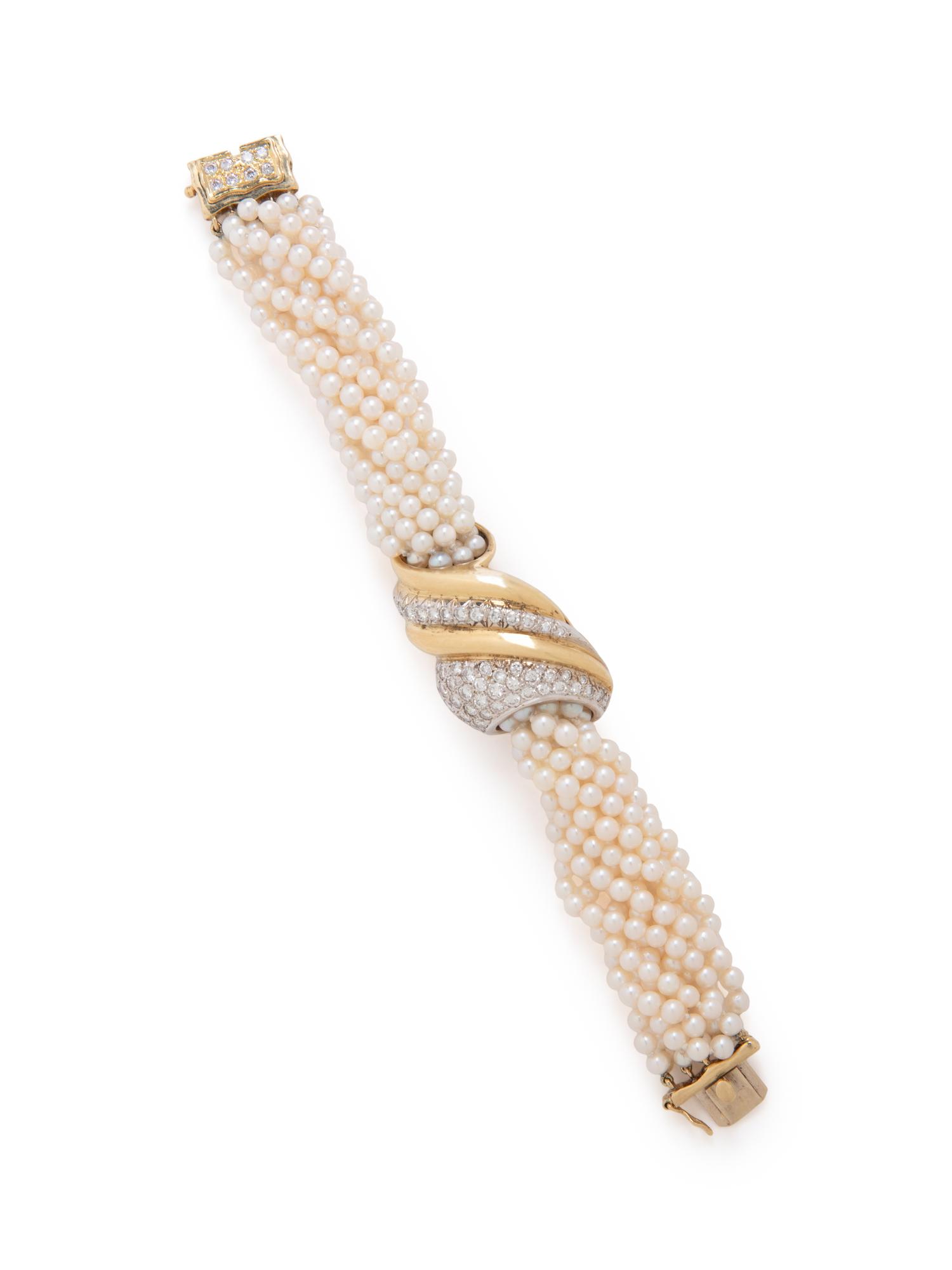 YELLOW GOLD, CULTURED PEARL, AND DIAMOND BRACELET