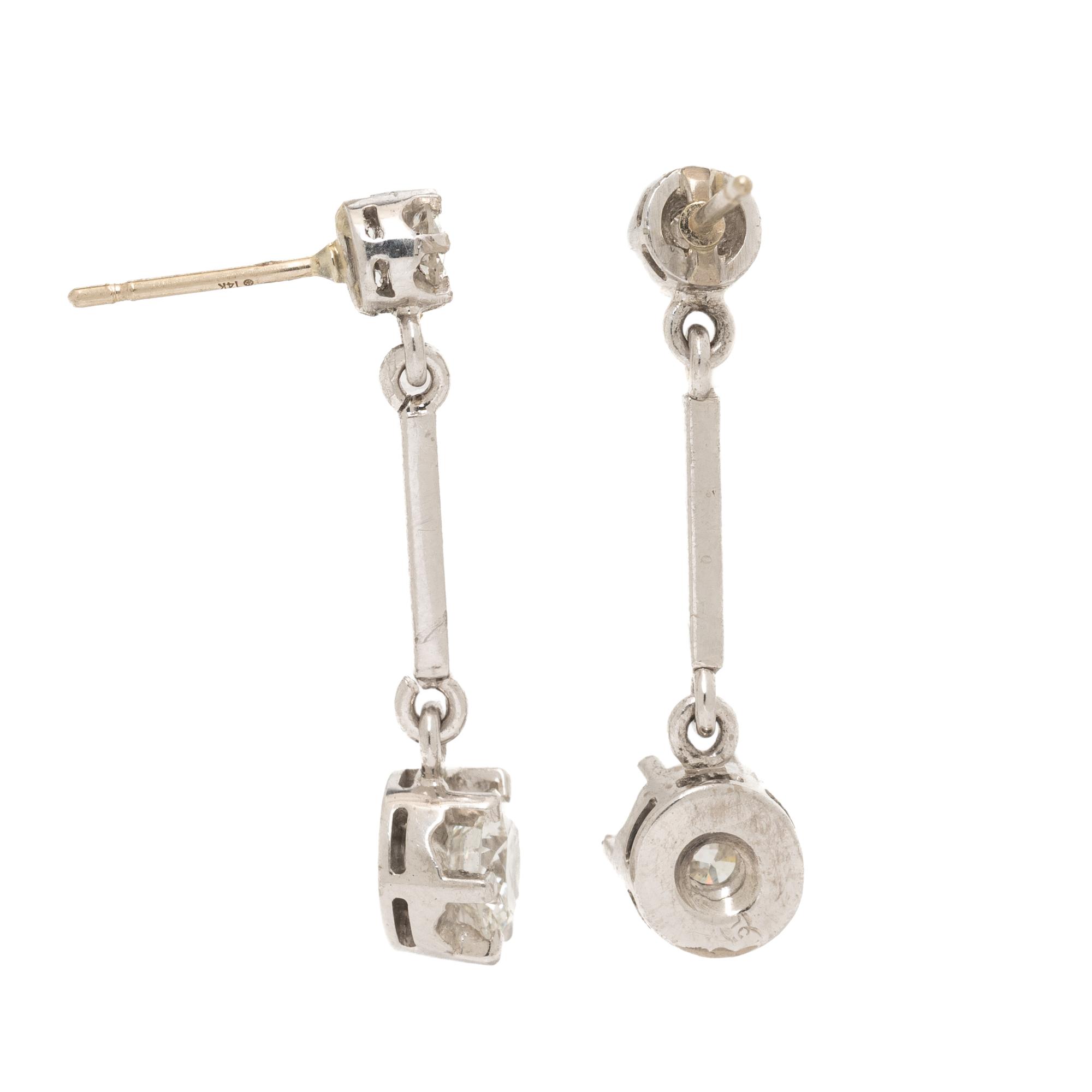 DIAMOND AND WHITE GOLD DROP EARRINGS