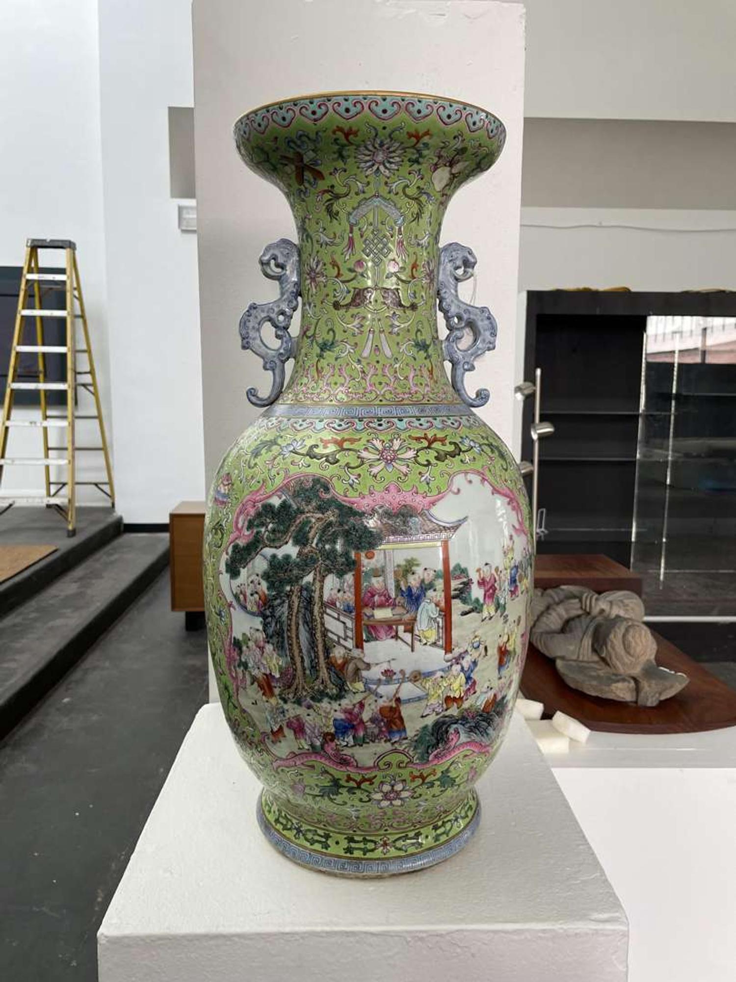 A large Chinese famille rose-decorated "Boys" Vase 粉彩嬰戲圖開光雙耳大瓶 Jiaqing mark ???