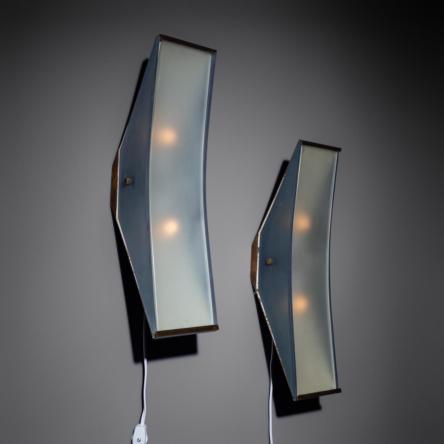 Pair of Sconces, model 2135 for Fontana Arte