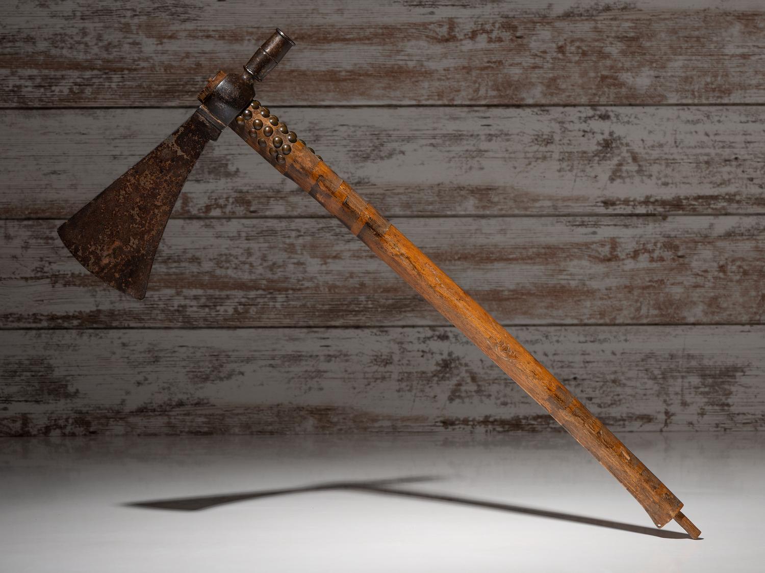 Western Plains Tacked Pipe Tomahawk