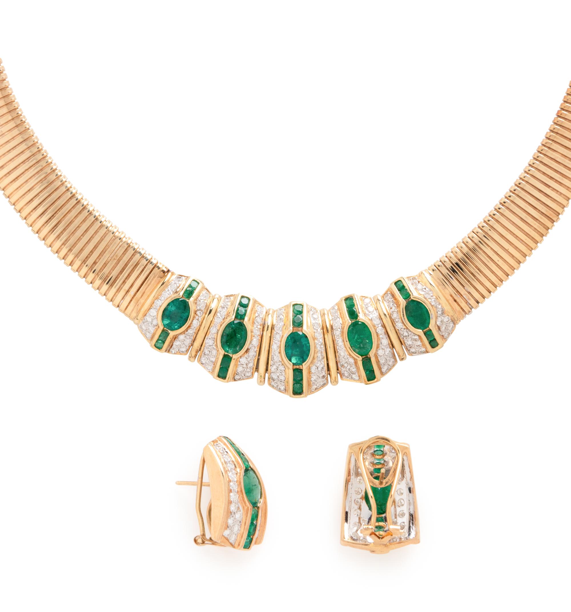 BICOLOR GOLD, EMERALD AND DIAMOND SUITE