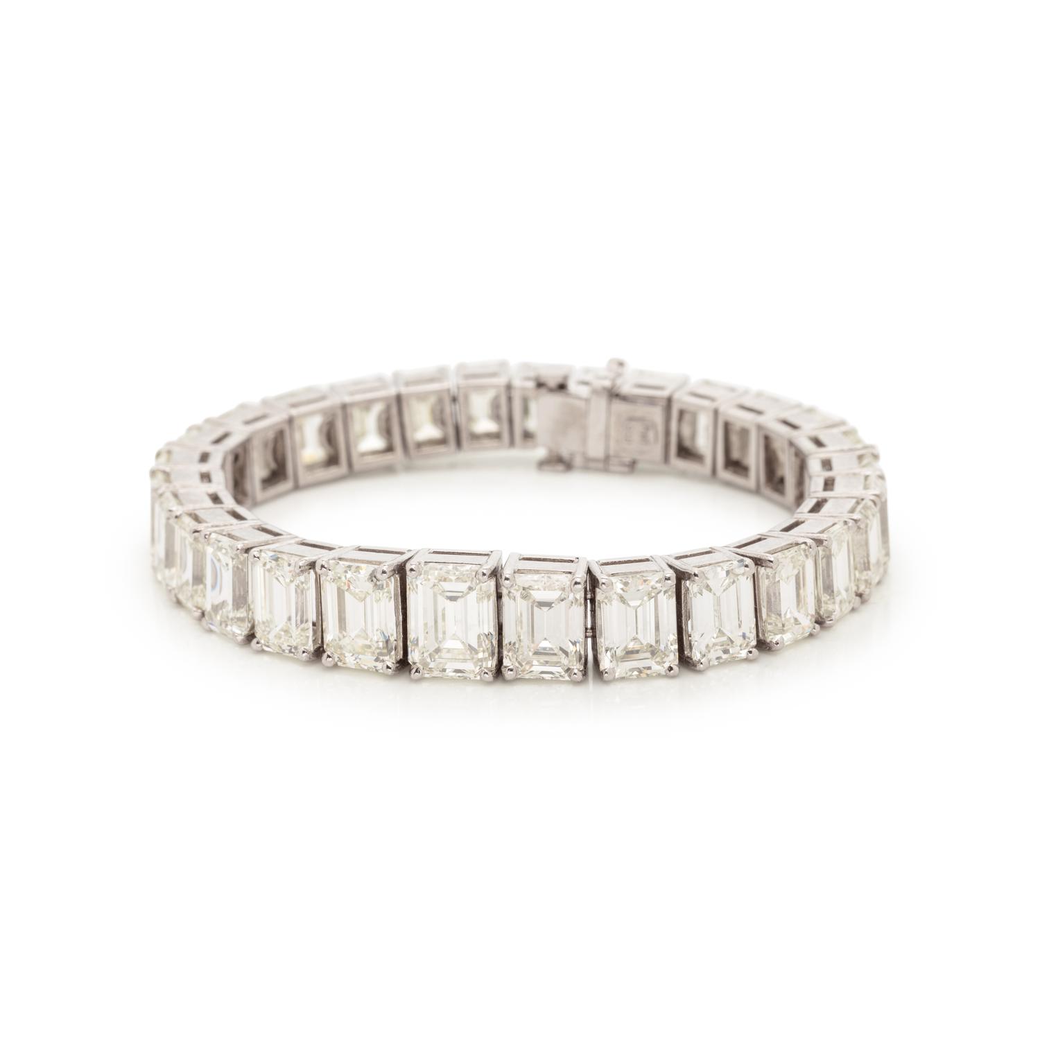 DIAMOND AND PLATINUM BRACELET