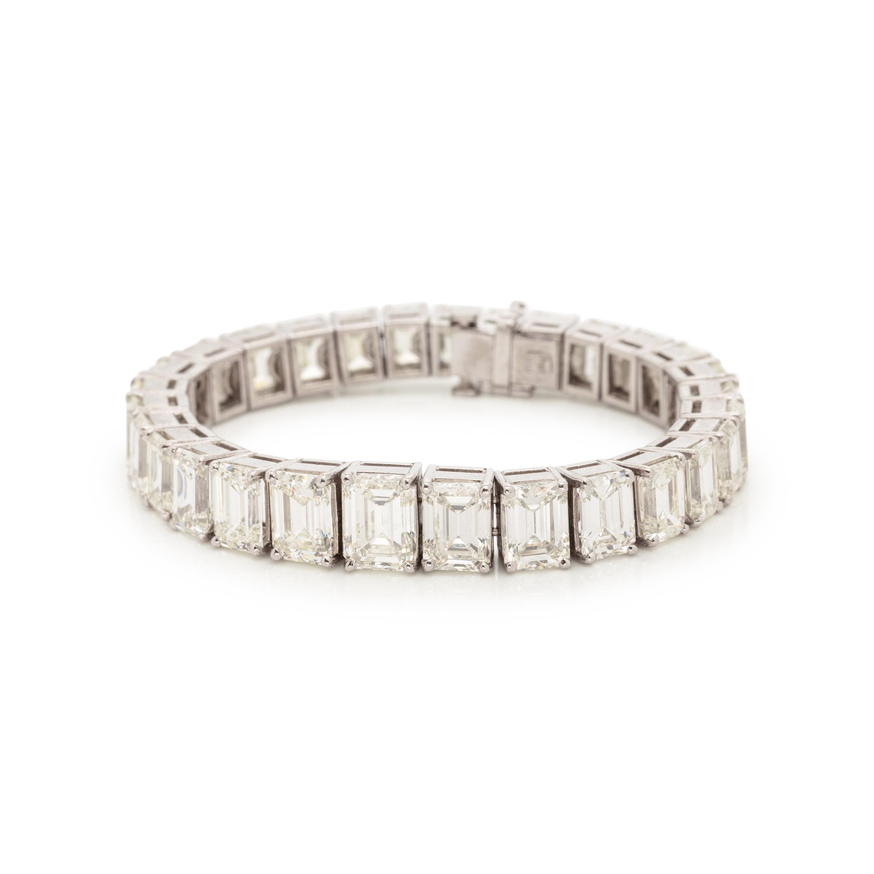 DIAMOND AND PLATINUM BRACELET