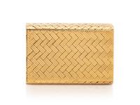 ITALIAN, YELLOW ENGINE TURNED GOLD PILL BOX