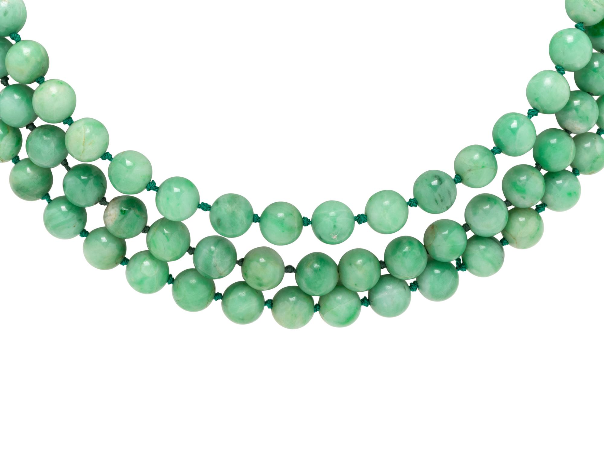 JADEITE BEAD NECKLACE
