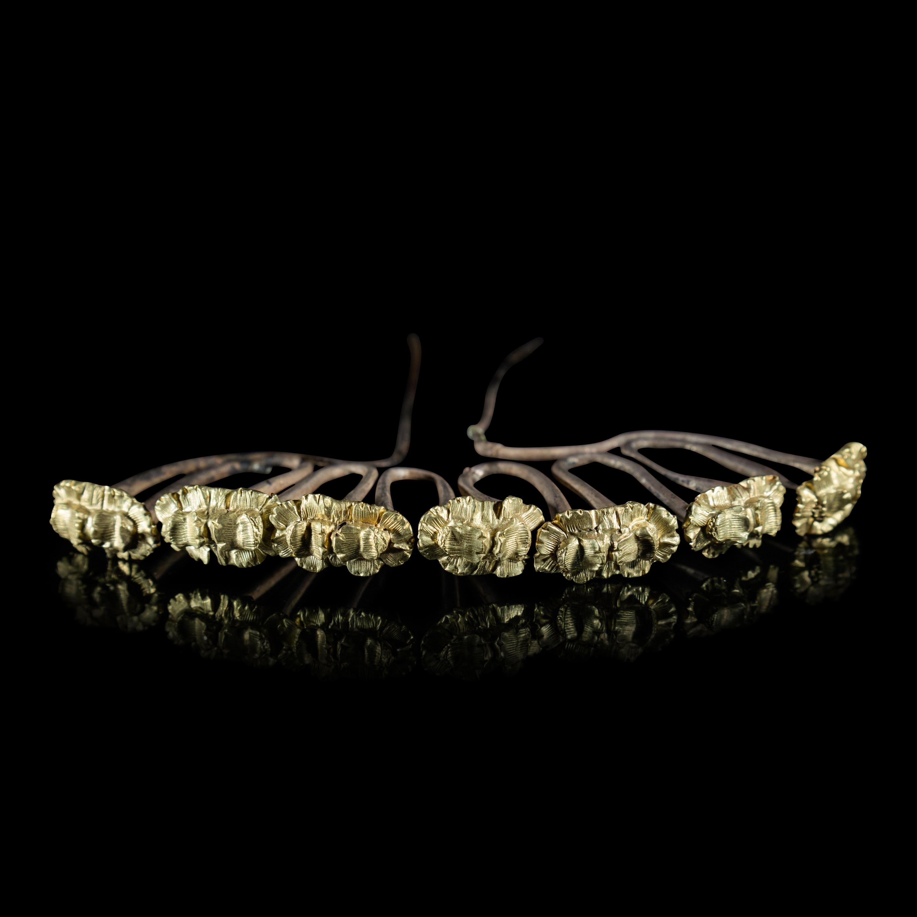 A Chinese Parcel Gilt Silver 'Peony' Hairpin, Chai, Song Dynasty 宋 金裹頭連七式花頭銀釵