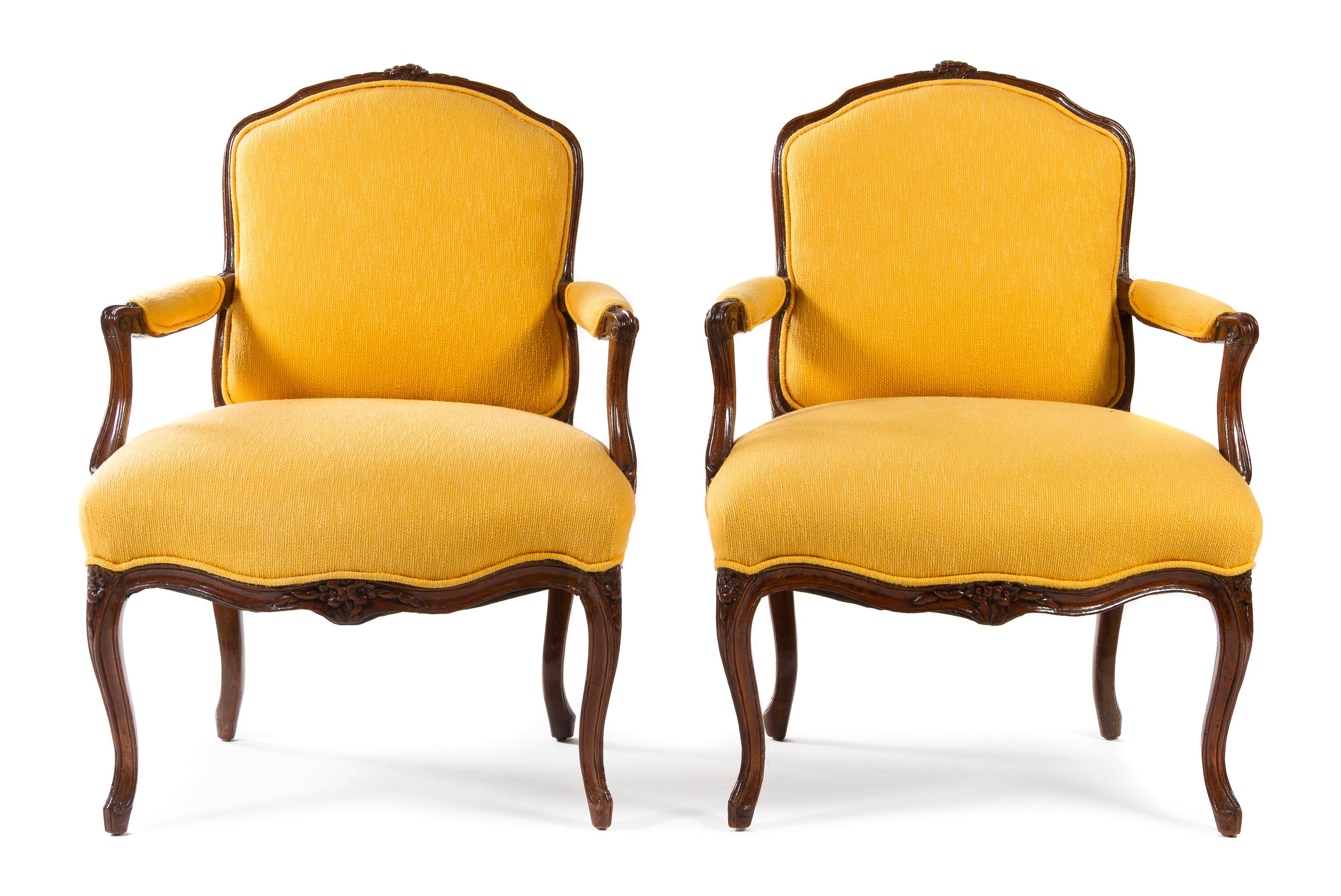 A Pair of Louis XV Beechwood Fauteuils Height 35 1/2 inches. — 18TH CENTURY