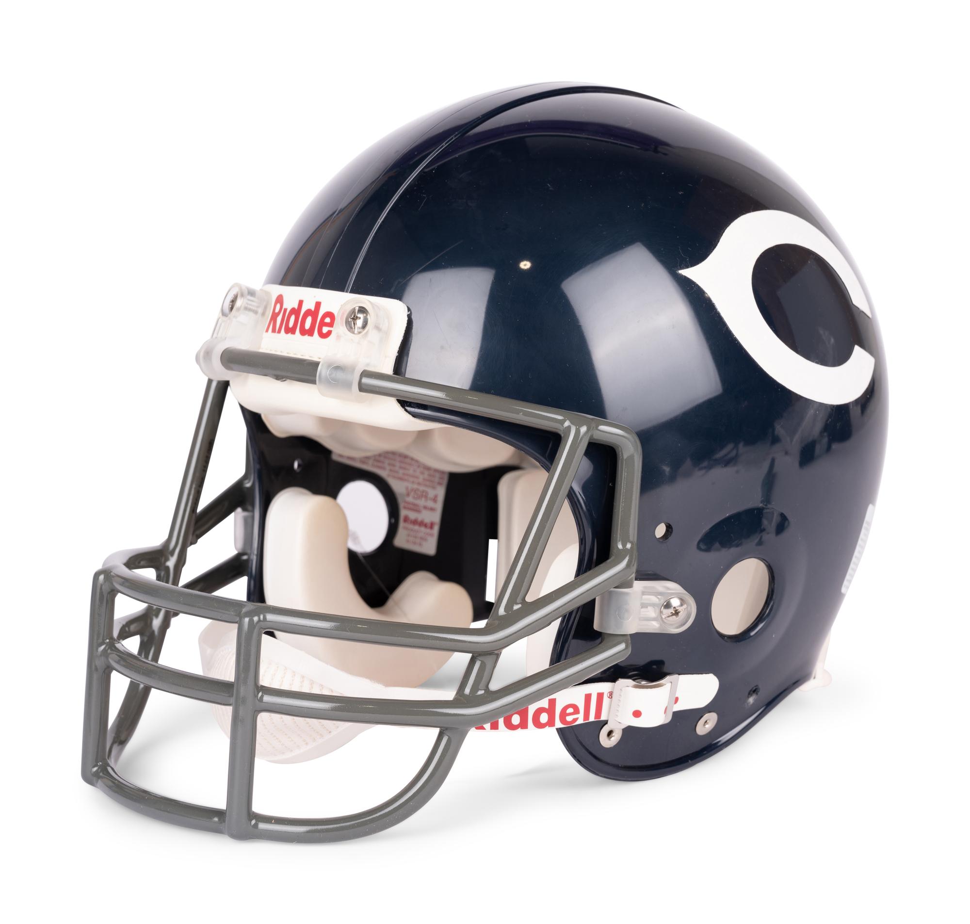 A Gale Sayers Signed Autograph Chicago Bears Throwback Football Helmet (Beckett Authentication Services BAS Certified),