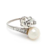DIAMOND AND CULTURED PEARL 'TOI ET MOI' RING