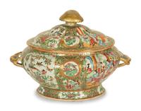 A Chinese Rose Medallion Porcelain Tureen and Cover