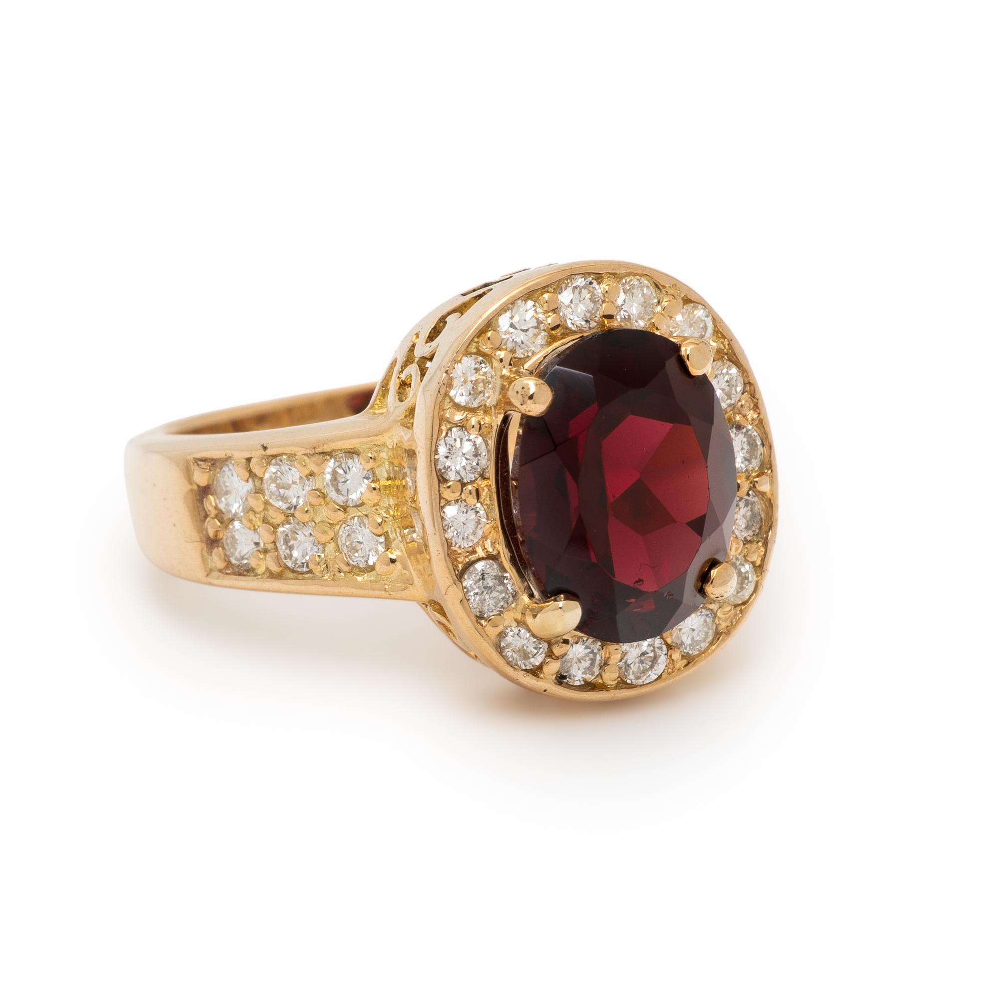 GARNET AND DIAMOND RING
