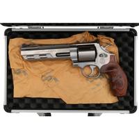 *Smith & Wesson Performance Center 629-5 in Box with Accessories