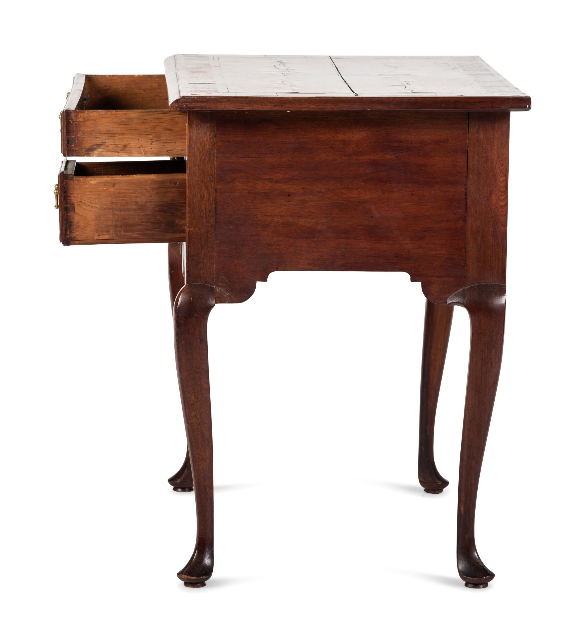 A Fine and Rare Queen Anne Veneered and Shell-Carved Walnut Dressing Table