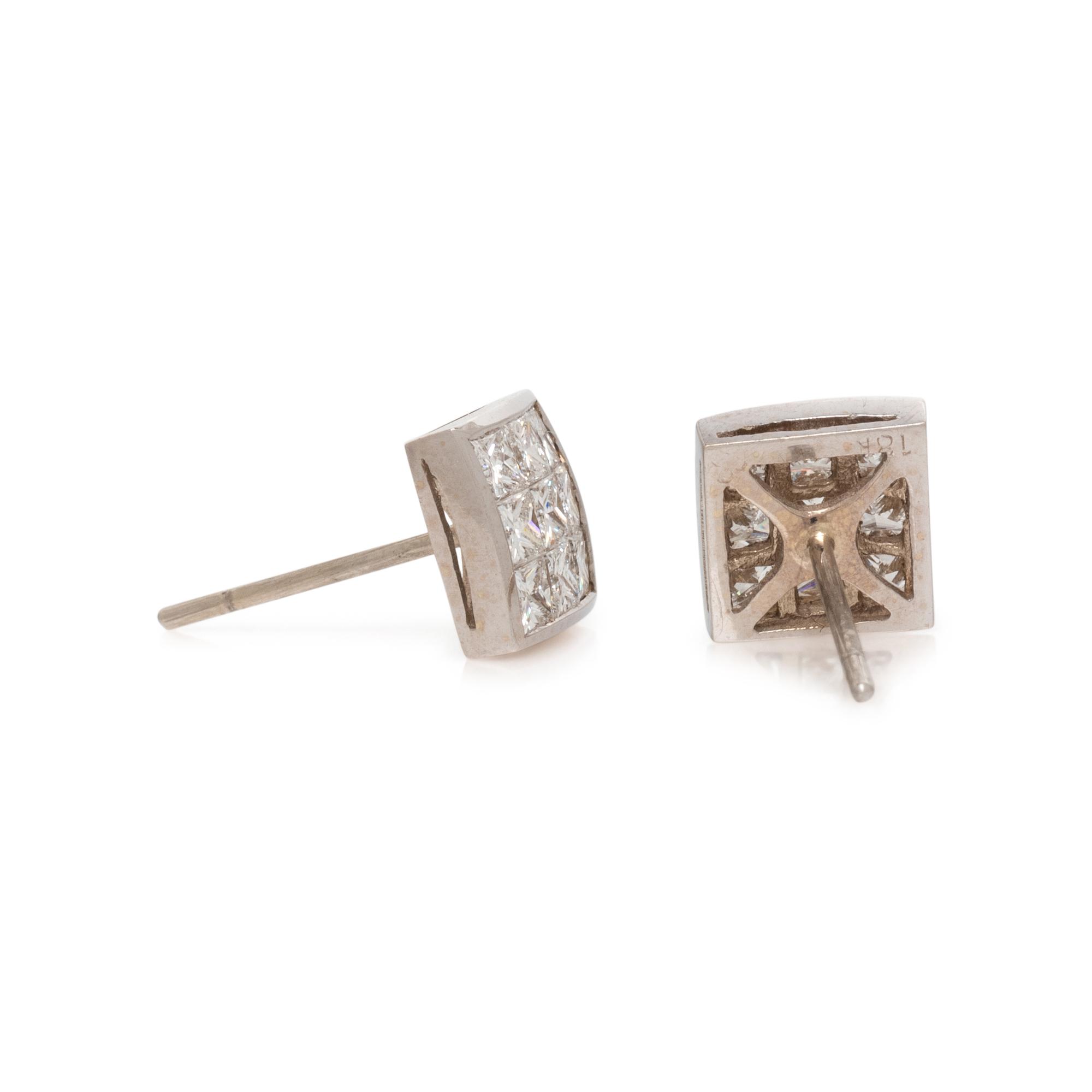 WHITE GOLD AND DIAMOND STUD EARRINGS