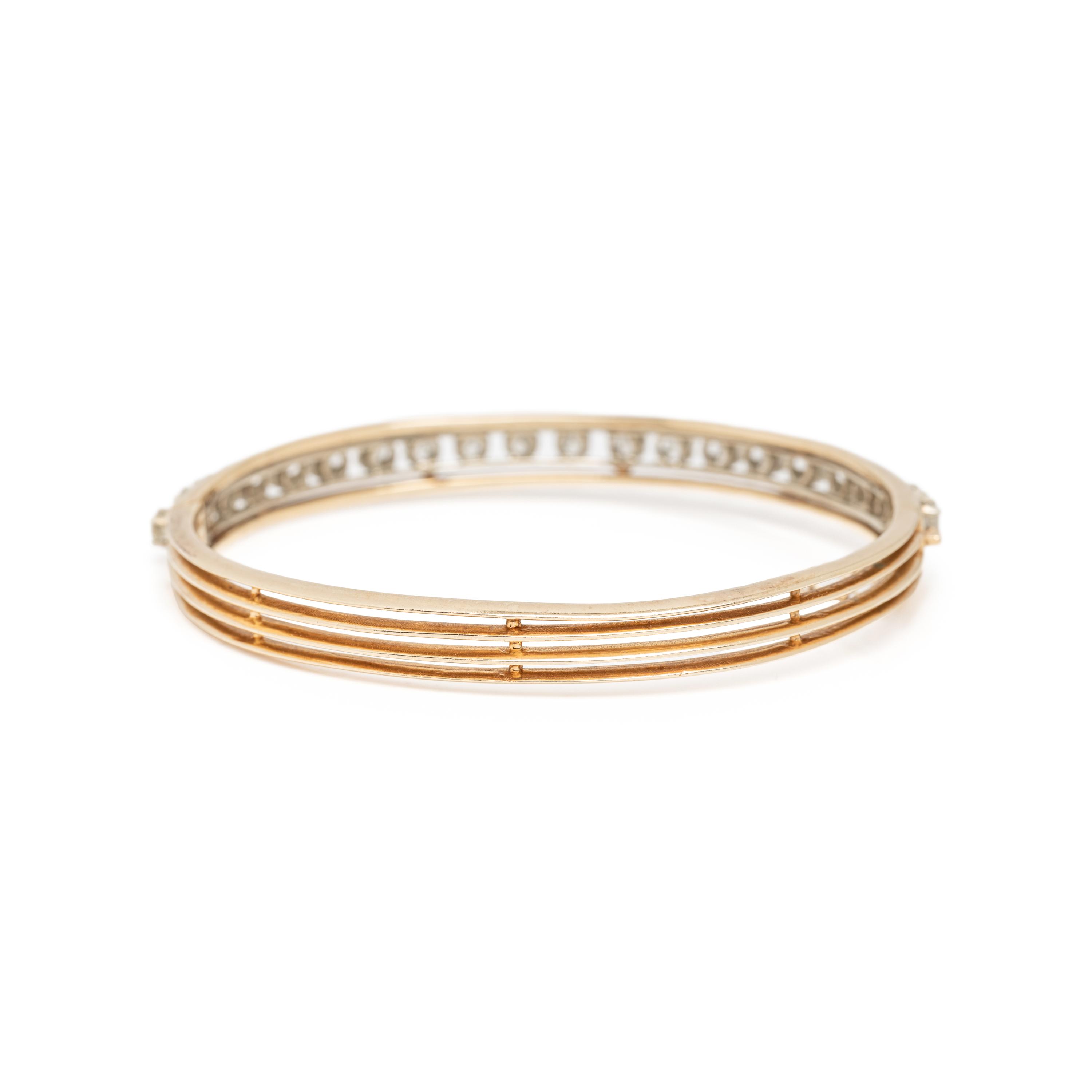 DIAMOND AND YELLOW GOLD BANGLE BRACELET