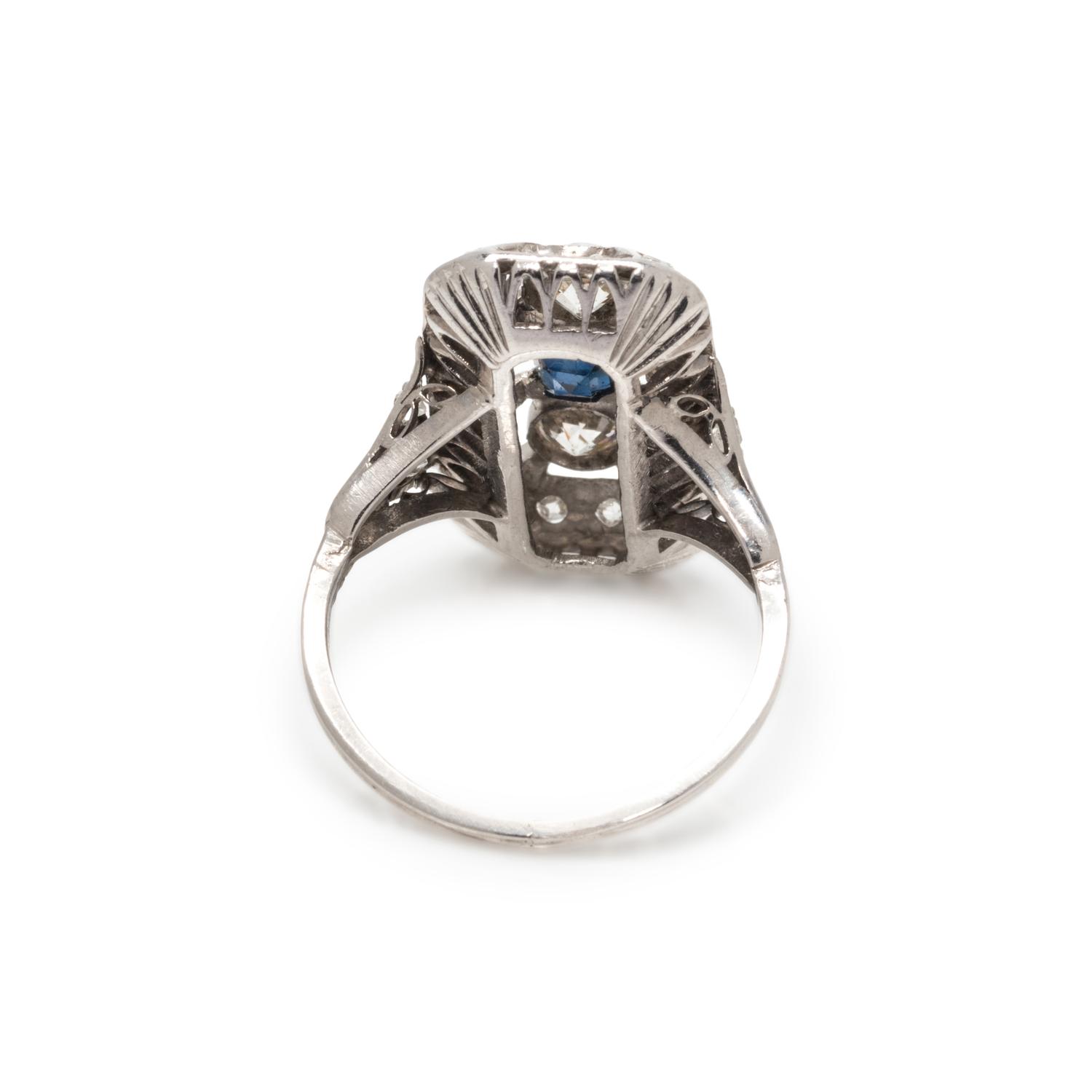 DIAMOND AND SYNTHETIC SAPPHIRE RING