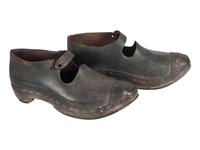 [CIVIL WAR]. Confederate wooden-soled shoes, ca 1861-1865.