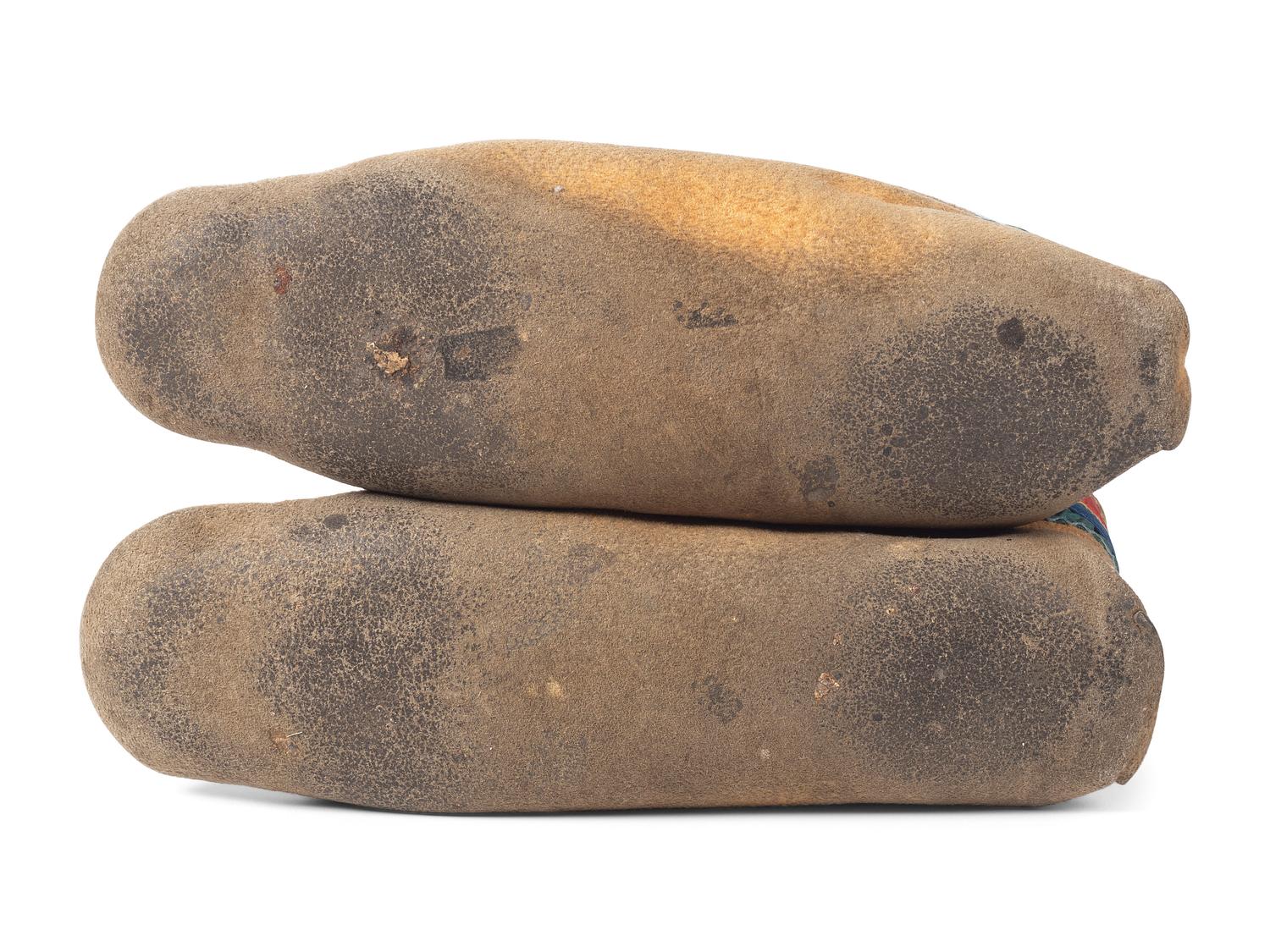 Anishinaabe Beaded Hide Moccasins