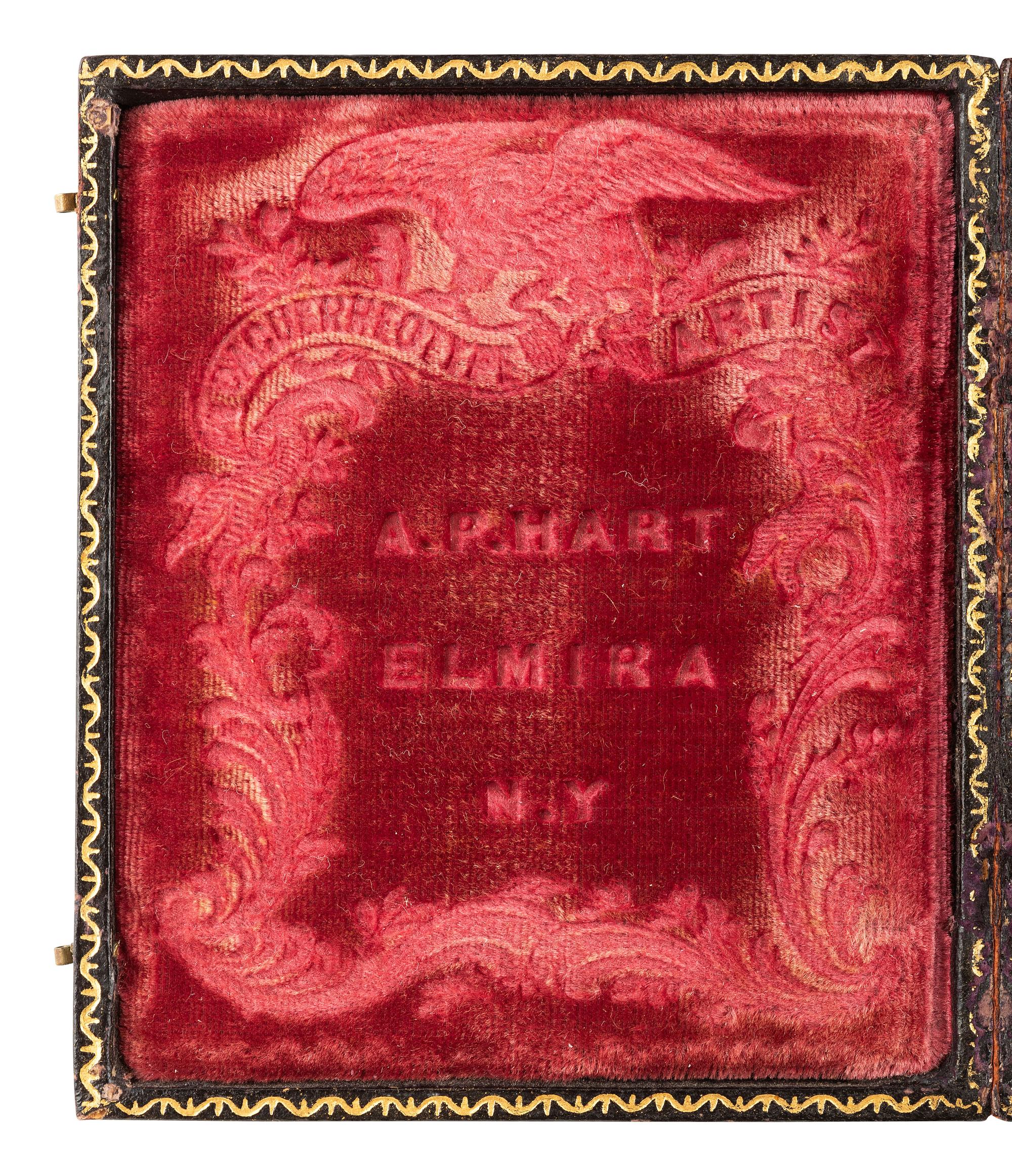 [EARLY PHOTOGRAPHY]. 4 daguerreotype and ambrotype portraits of subjects with images.