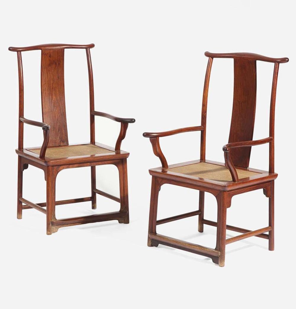 A pair of Chinese huanghuali armchairs, Sichutou Guanmaoyi 黄花梨四出頭官帽椅一對 Late Ming to Qing dynasty 晚明或清