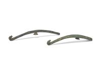 Two Chinese Inlaid Bronze Belt Hooks, Warring States To Han Dynasty 戰國-漢 銅帶鈎兩枚