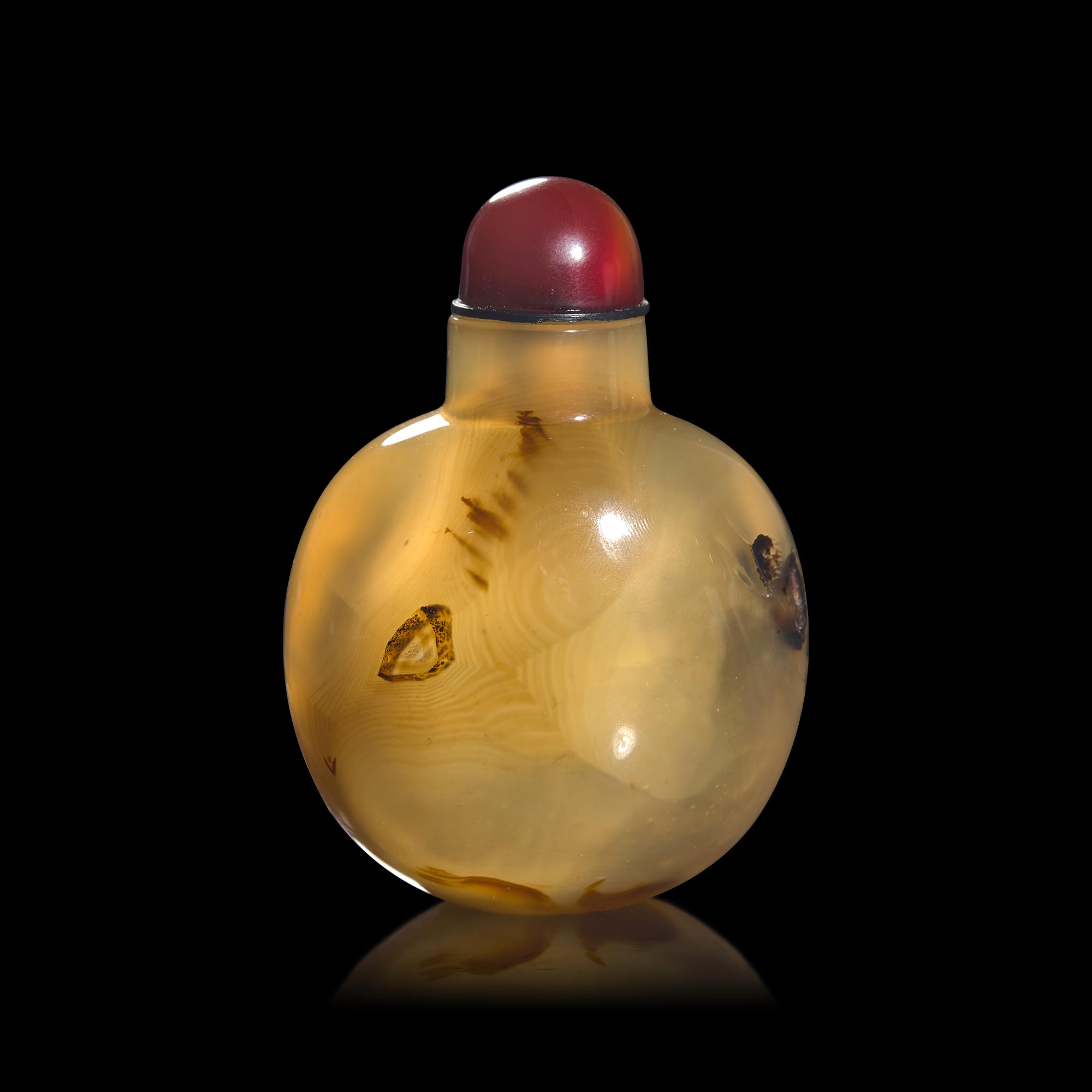 A Chinese Carved Shadow Agate "Horse" Snuff Bottle, 1760-1850