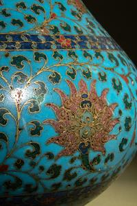 A Cloisonné Enamel Hu Vase
