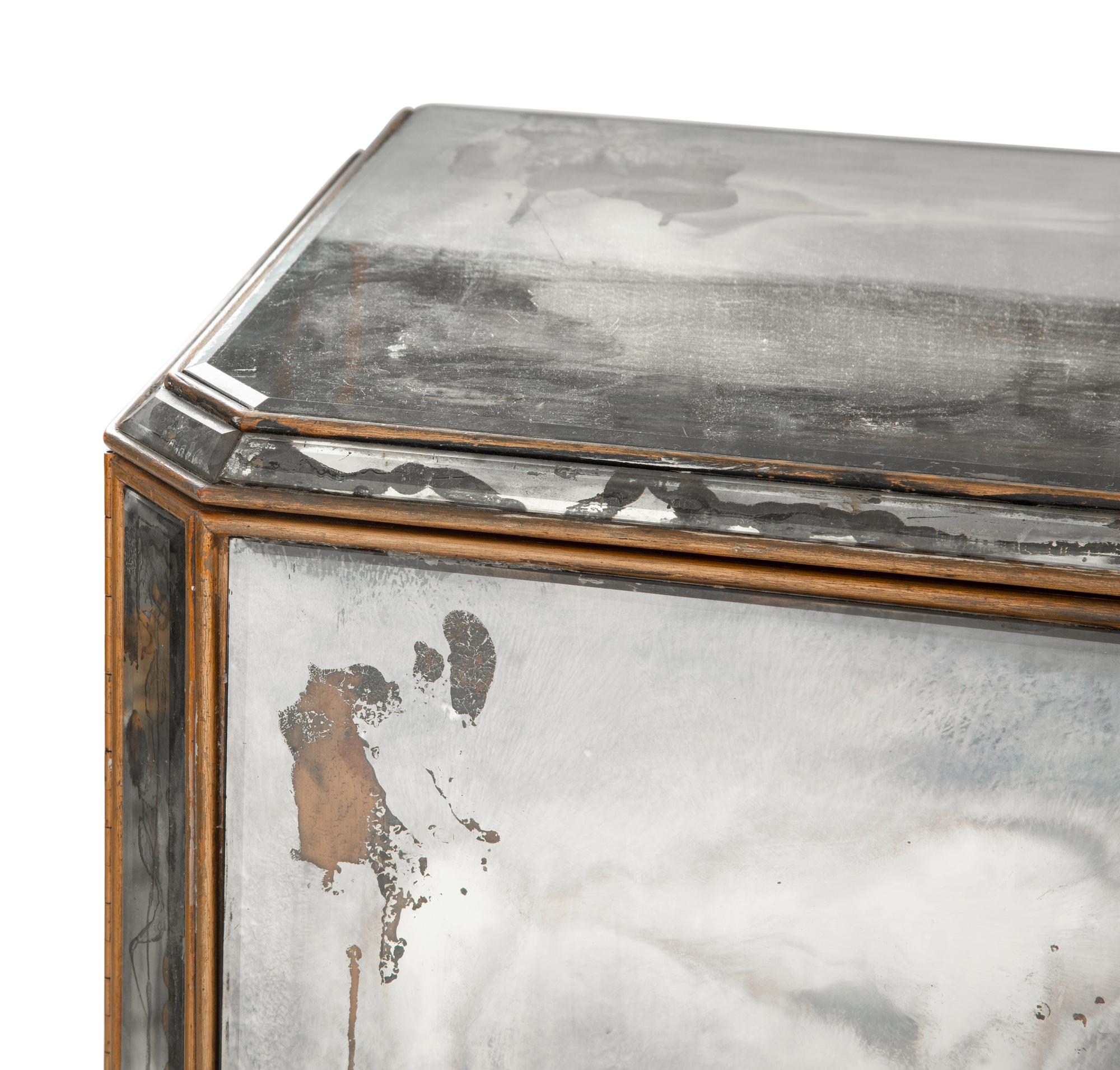 A Pair of Contemporary Mirrored Chests of Drawers