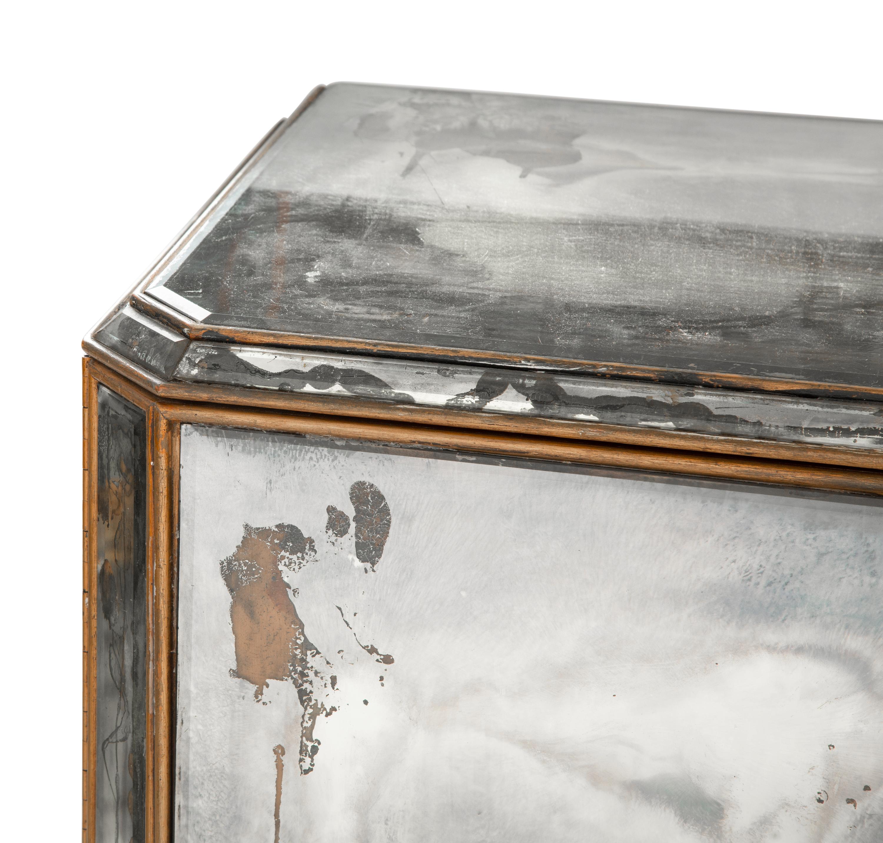 A Pair of Contemporary Mirrored Chests of Drawers