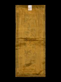 A Collection of 33 Chinese Embroidered Silk Panels 近代 綉片33幅