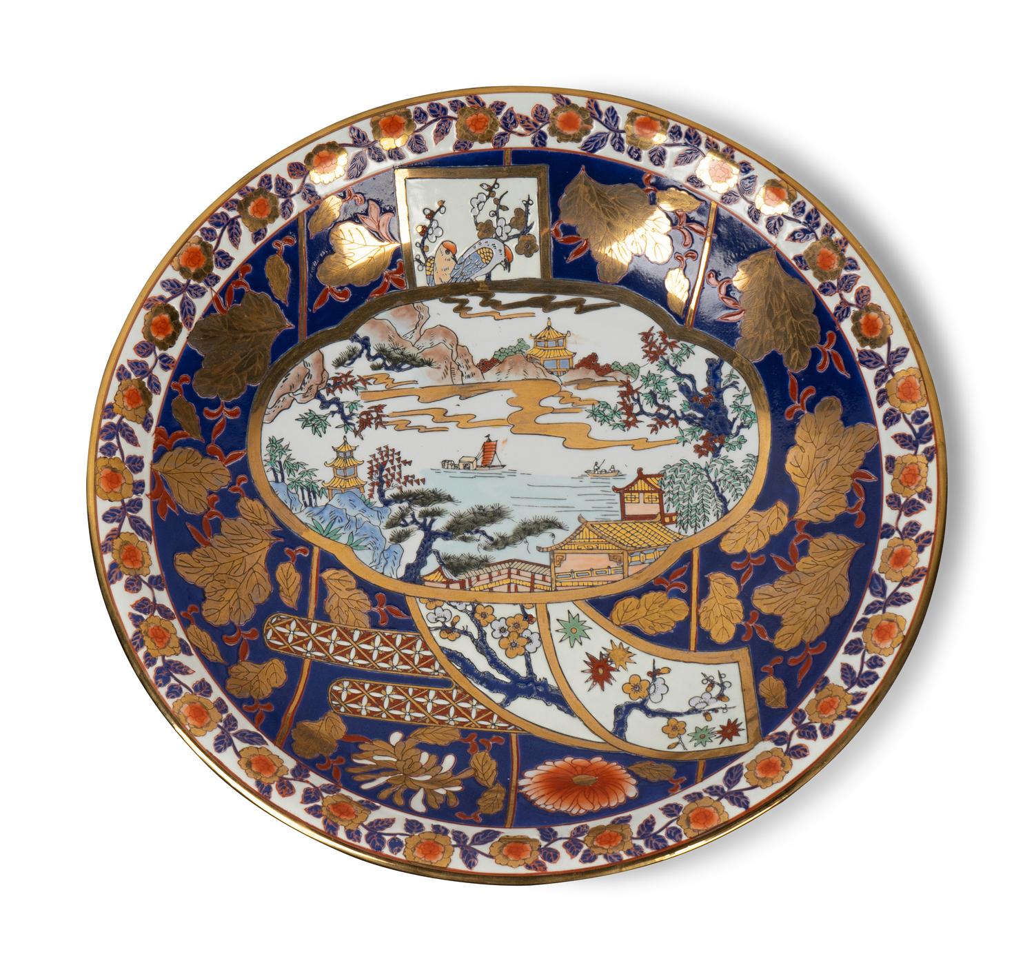 A Chinese Imari Design Charger — 20TH CENTURY