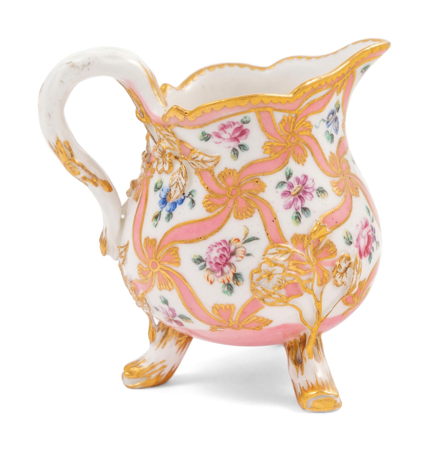 A Sèvres Pink-Ground Porcelain Footed Cream Jug ( Pot-à-Lait 'à Trois Pieds', 3ème Grandeur )