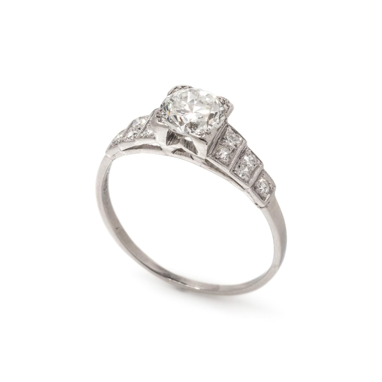DIAMOND RING