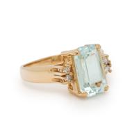 AQUAMARINE, DIAMOND, AND YELLOW GOLD RING